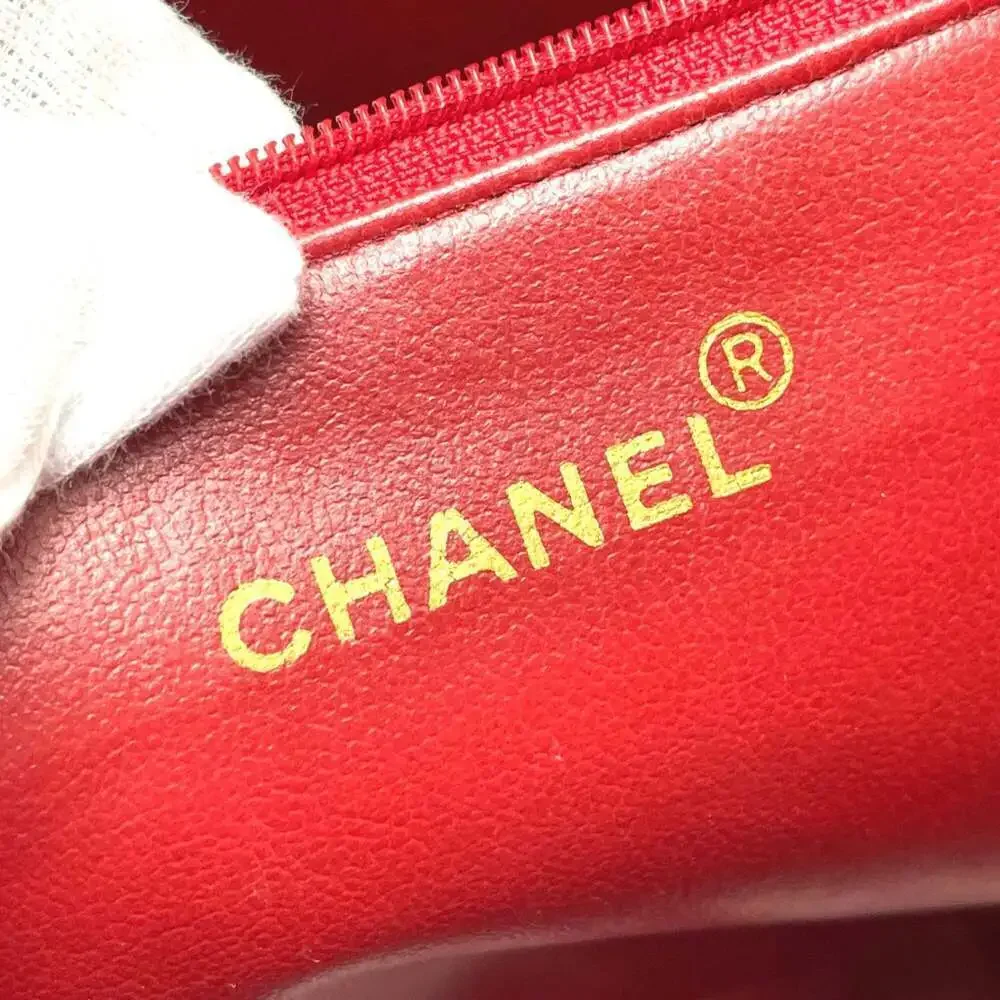 CHANEL Shoulder Bag